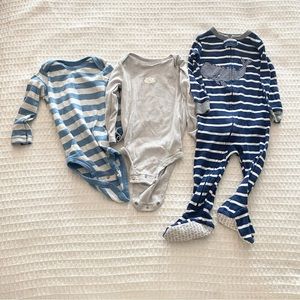 Carter’s long sleeve boys onesie bundle size 12M